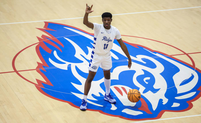 Peachtree Ridge senior guard Byron Martin calls a play during Tuesday night's win against North Gwinnett. (Photo: Colin Hubbard)